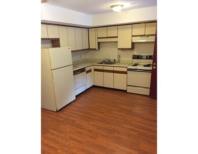 1 Hotel Place unit 7, Pepperell, MA 01463 - photo 4