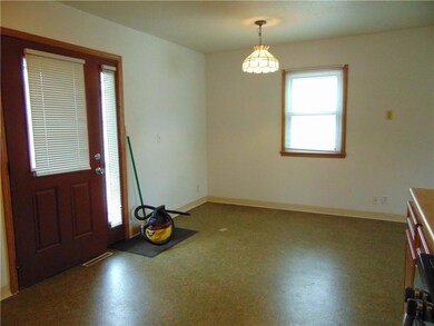 2425 SE 6th St, Des Moines, IA 50315 - photo 7