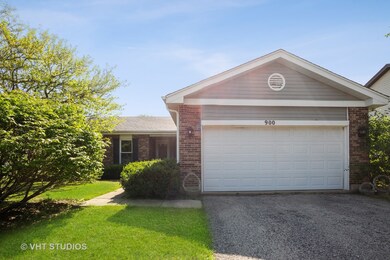 900 Fox Run Ln, Algonquin, IL 60102 - photo 2