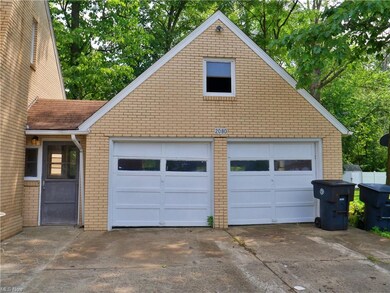 2080 Clermont Ave NE, Warren, OH 44483 - photo 3