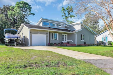 609 Bay St, North Myrtle Beach, SC 29582 - photo 2