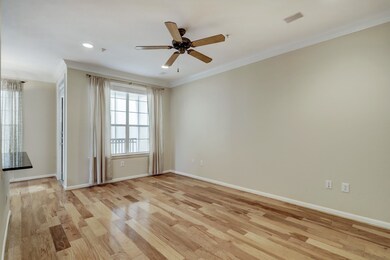 Here's the same perspective of the living space wi