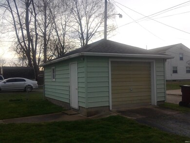 715 Bates St, Logansport, IN 46947 - photo 3