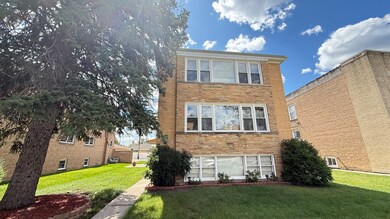 10301 Chaucer St, Westchester, IL 60154 - photo 2