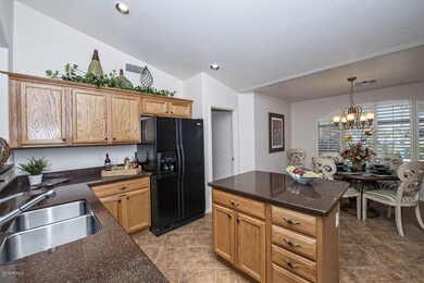 005_Kitchen