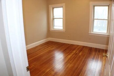 303 Broad St unit 3, Bridgewater, MA 02324 - photo 4