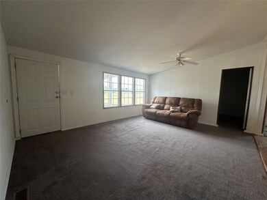 999 Summit Dr, Springtown, TX 76082 - photo 6