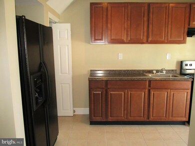 226 Kingston Rd, Middle River, MD 21220 - photo 4