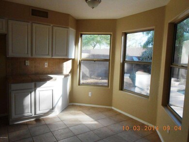 Eat-In Kitchen