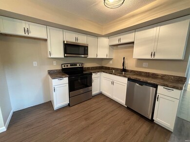 426 Millside Ct, Ossian, IN 46777 - photo 6