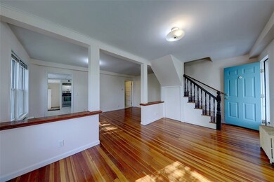 916 Bullocks Point Ave, Riverside, RI 02915 - photo 6