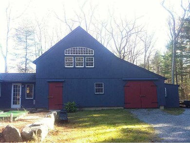 Stable/Barn. WOWWWW