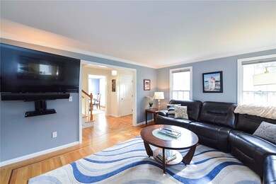 17 Blossom Ct, Warwick, RI 02886 - photo 4