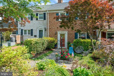 6010 Hardwick Place, Falls Church, VA 22041 - photo 3