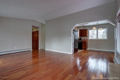 Living Room W/Wood Flooring