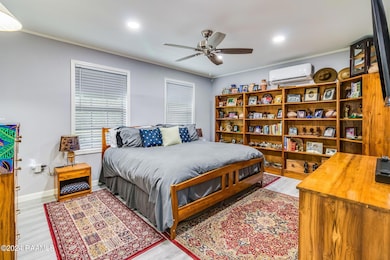 4-web-or-mls- 2397 Main Hwy-1