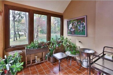 720 Andorra Rd, Lafayette Hill, PA 19444 - photo 5