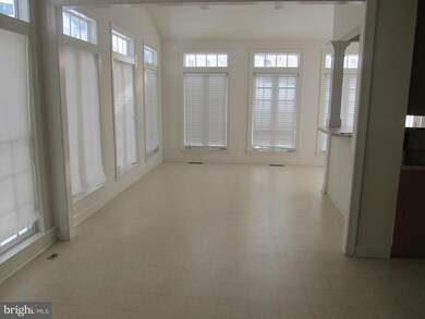 14500 Edenmore Ct, Laurel, MD 20707 - photo 2