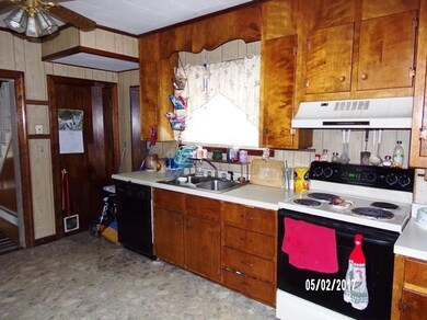 46 1st St, Derby, ME 04463 - photo 3