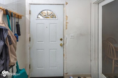 03-Front Entry_DMD_9119