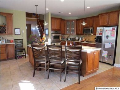 17 W Parsonage Way, Manalapan, NJ 07726 - photo 4