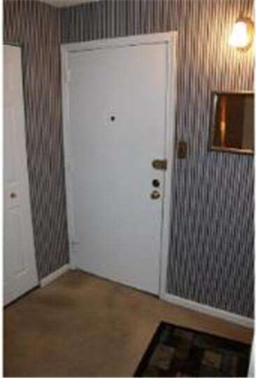 108 Woodstream Dr, Norristown, PA 19403 - photo 3