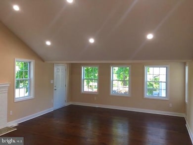 1213 Riverside Dr, Stoney Beach, MD 21226 - photo 3