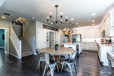 215 Gipple St NE, Orting, WA 98360 - photo 5