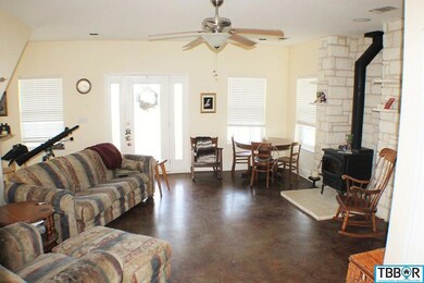 468 Rosehall Ln, Temple, TX 76504 - photo 2