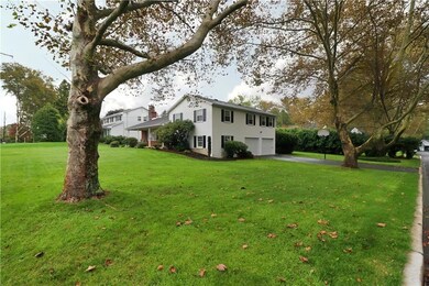 180 Blenheim Dr, Easton, PA 18045 - photo 2