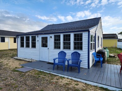 218 Old Wharf Rd unit 211 Rose & Crown, Dennis Port, MA 02639 - photo 6