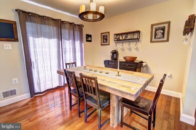 20688 Gleedsville Rd, Leesburg, VA 20175 - photo 5