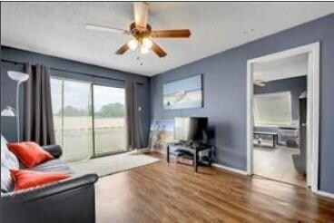 Sunchase unit 316, Austin, TX 78705 - photo 5