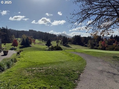 2010 E 26th Ave, Eugene, OR 97403 - photo 4