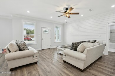 306 Third St, Bay Saint Louis, MS 39520 - photo 4