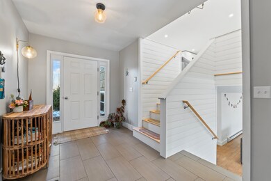 Foyer/Mudroom