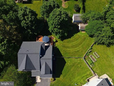 106 Crossing Pointe Ct, Frederick, MD 21702 - photo 5