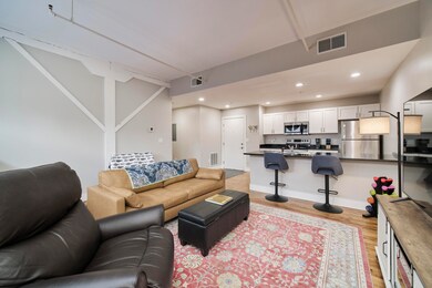 86 Washington St unit 240, Manistee, MI 49660 - photo 4