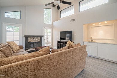 Comstock-4