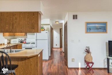 3945 Starburst Cir Anchorage-large-016-1