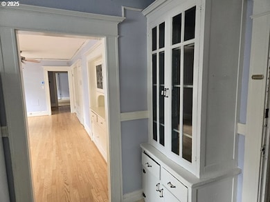 2083 NW Johnson St unit 5, Portland, OR 97209 - photo 5