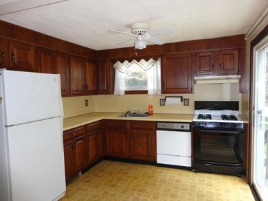 554 Sandwich Rd, East Falmouth, MA 02536 - photo 6