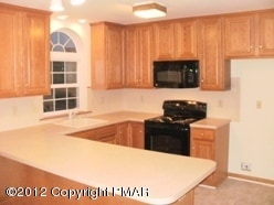 26 Orchard View Dr, Effort, PA 18330 - photo 4