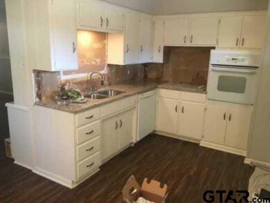 626 626 Clyde, Tyler, TX 75701 - photo 3