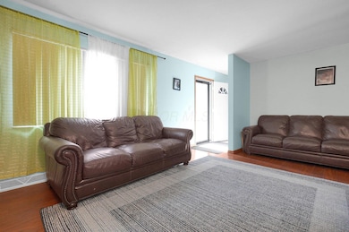 1068 Ross Rd, Columbus, OH 43227 - photo 4