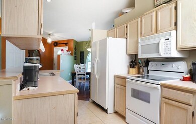 7010 Cairo Rd-10