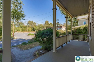 7727 Martins Creek Belvidere Hwy, Bangor, PA 18013 - photo 6