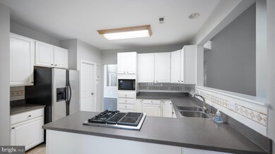 19804 Maycrest Way, Germantown, MD 20876 - photo 7