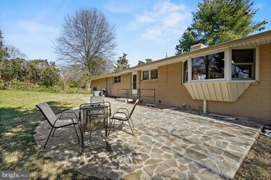 124 Longview Dr, Alexandria, VA 22314 - photo 5