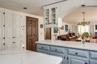 10 Laurel Ln, Durham, NH 03824 - photo 2